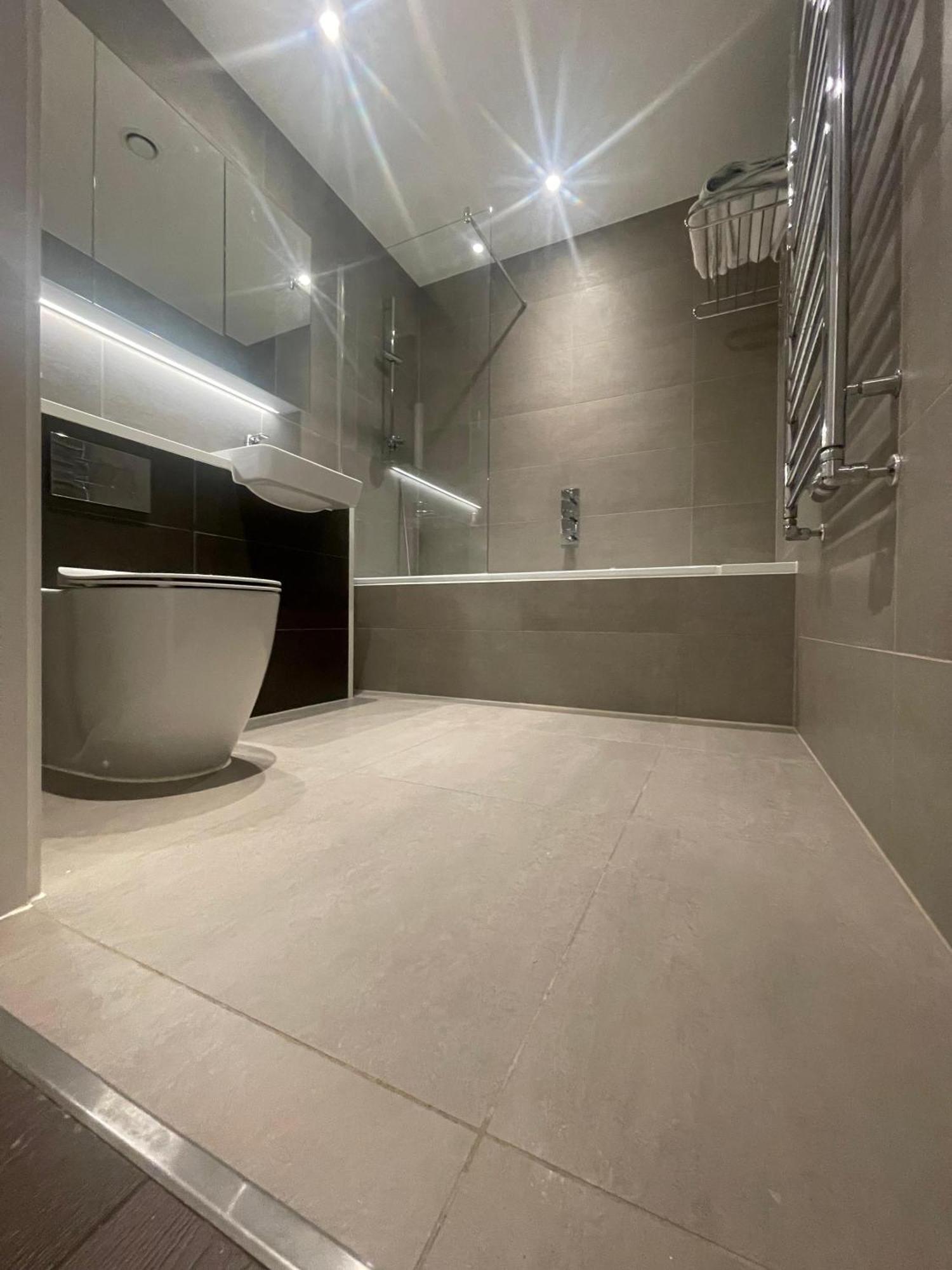 Roberts 2 Bed Apartment Londres Exterior foto